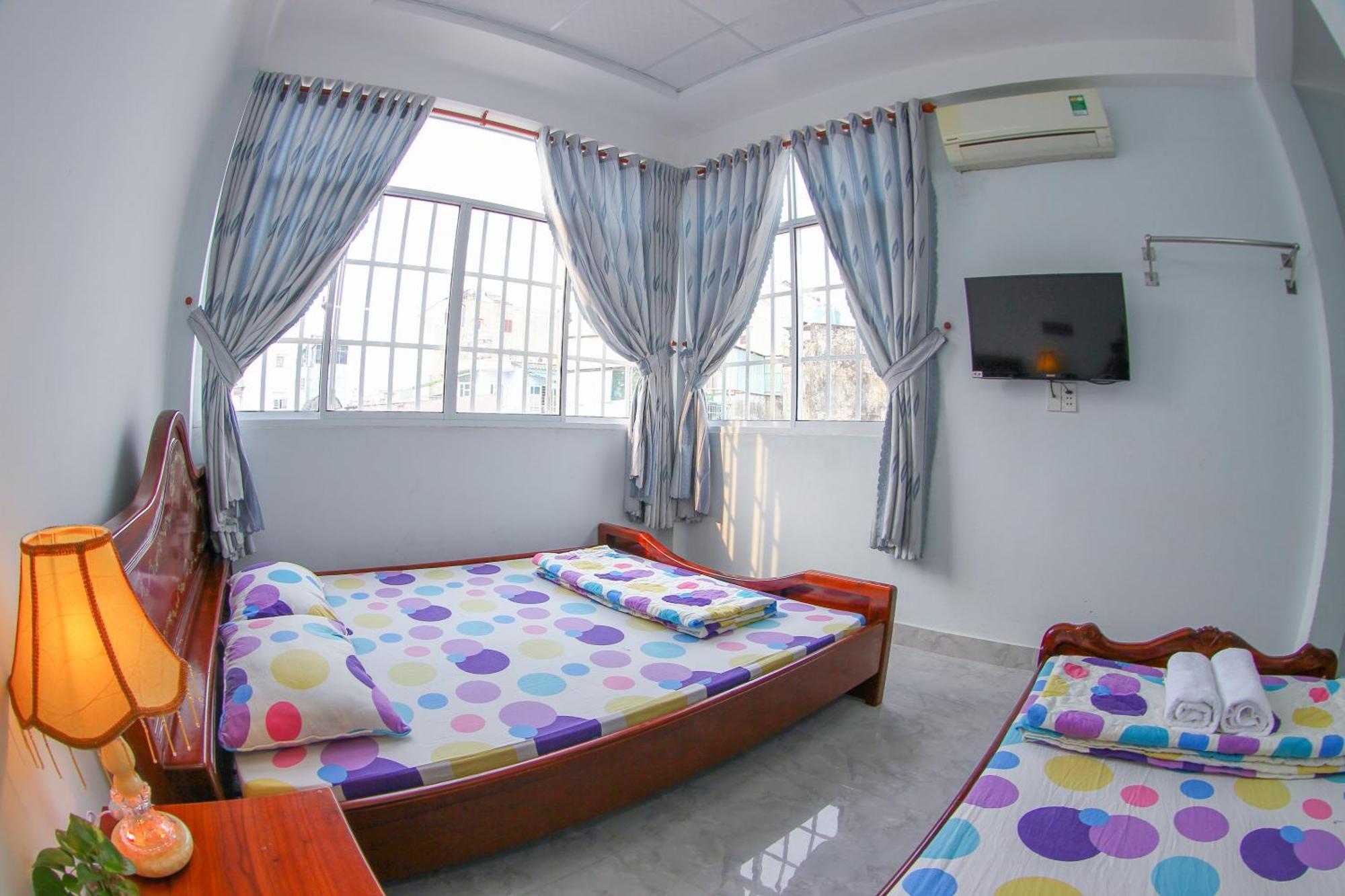 Son Thinh Guesthouse โฮจิมินห์ซิตี้ ภายนอก รูปภาพ